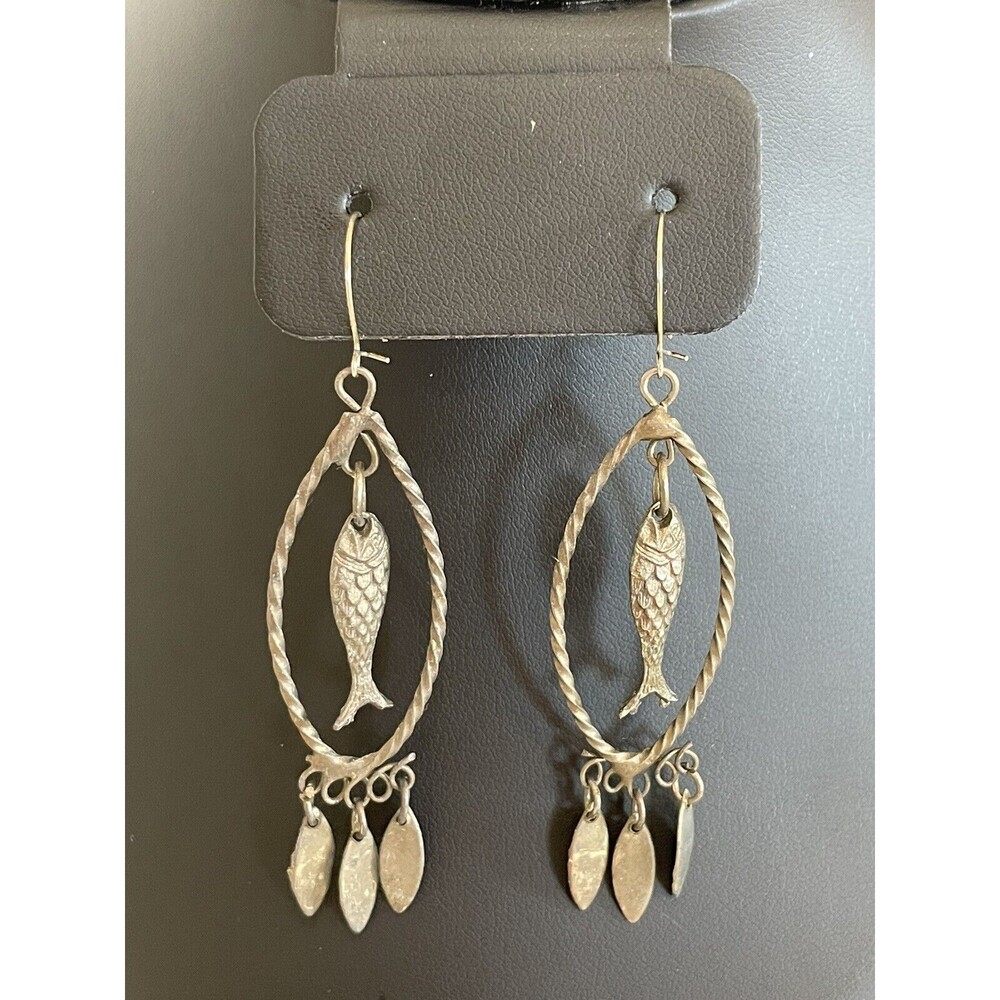 fish dangle earrings Silver Tone Fishing Hoop Country Girl